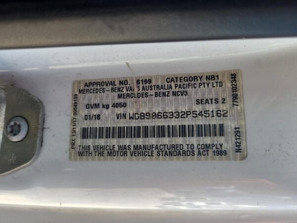 MERCEDES SPRINTER 2006-2018 REAR GARNISH LEFT BARN DOOR GARNISH, NCV3, 10/06-04/ - Image 11