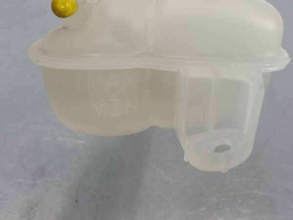 FORD F SERIES 2021-2026 OVERFLOW BOTTLE F150 14TH GEN 21- - Image 4