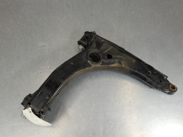 VOLKSWAGEN CRAFTER 2017-2025 LEFT FRONT LOWER CONTROL ARM SY1, 08/17- - Image 2