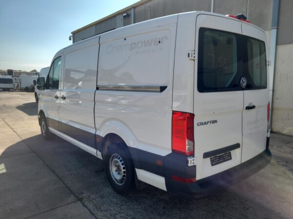VOLKSWAGEN CRAFTER 2017-2025 MUD FLAPS SY1, 08/17- - Image 19