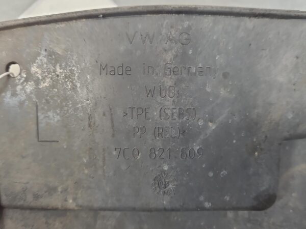 VOLKSWAGEN CRAFTER 2017-2025 MUD FLAPS SY1, 08/17- - Image 15