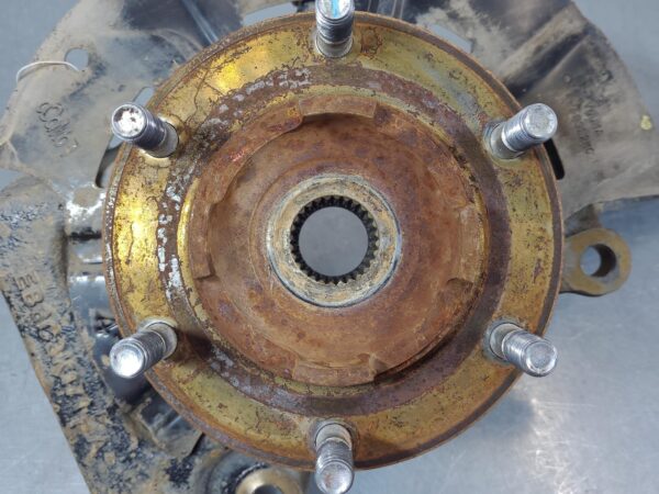 FORD RANGER 2011-2018 LEFT FRONT HUB ASSEMBLY PX 1-2, 4WD, 06/11-06/18 - Image 2