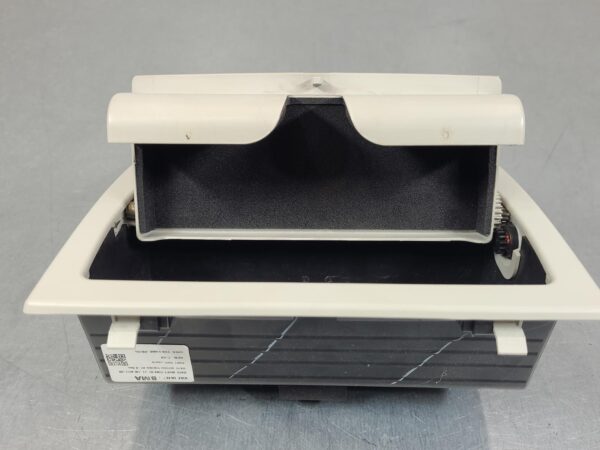 FORD RANGER 2011-2022 COURTESY LIGHT PX, FRONT, W/ SENSOR, NON AMBIENT LIGHTS TY - Image 3