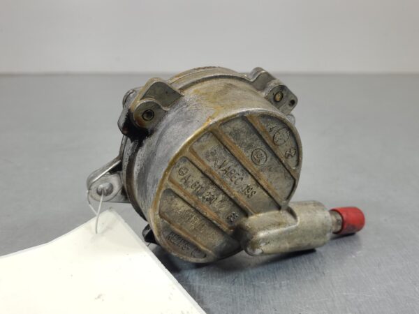 MERCEDES SPRINTER 1998-2006 VACUUM/AIR PUMP VAN 02/98-10/06 - Image 32