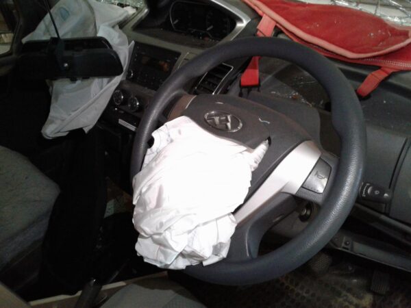 LDV V80 2013-2023 INJECTION RAIL VAN 01/13-12/23 - Image 23