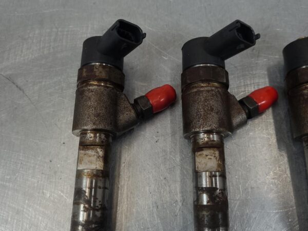 LDV V80 2013-2023 FUEL INJECTOR VAN 01/13-12/23 - Image 3