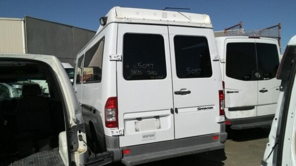 MERCEDES SPRINTER 1998-2006 VACUUM/AIR PUMP VAN 02/98-10/06 - Image 62