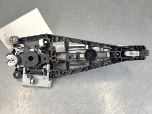 HOLDEN COLORADO 2012-2020 DOOR HANDLE RG, RH FRONT, OUTER, COLOUR CODED, 01/12-1 - Image 4