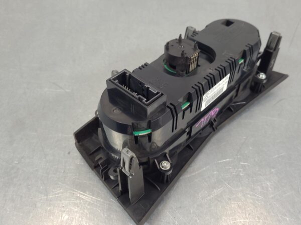 MAZDA BT50 2011-2020 HEATER/AC CONTROLS UP-UR, CLIMATE CONTROL TYPE, 10/11-06/20 - Image 38