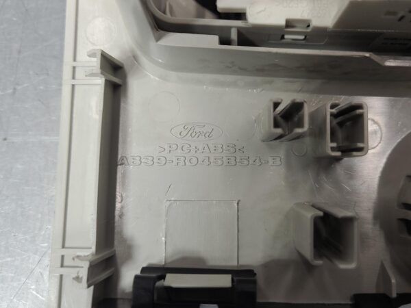 FORD RANGER 2011-2022 COURTESY LIGHT PX, FRONT, W/ SENSOR, AMBIENT LIGHTS TYPE, - Image 27