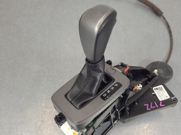 FORD RANGER 2018-2022 GEAR STICK/SHIFTER GEAR SHIFTER, AUTO T/M, 2WD/4WD, NON TI - Image 2