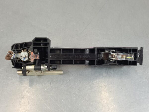 NISSAN NAVARA 2015-2025 DOOR HANDLE NP300, RH FRONT, OUTER, CHROME TYPE, 04/15- - Image 4