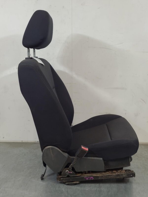 MAZDA BT50 2011-2015 FRONT SEAT LH FRONT (BUCKET SEAT TYPE), UP, CLOTH, XTR, AIR - Image 22