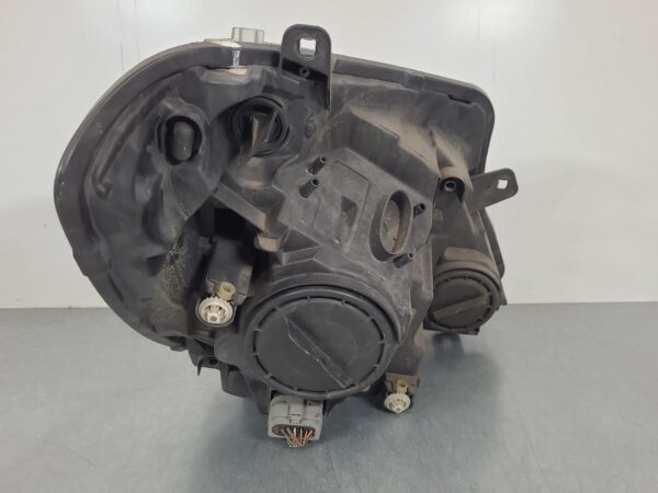 MERCEDES SPRINTER 2013-2018 LEFT HEADLAMP NCV3, 10/13-04/18 - Image 4