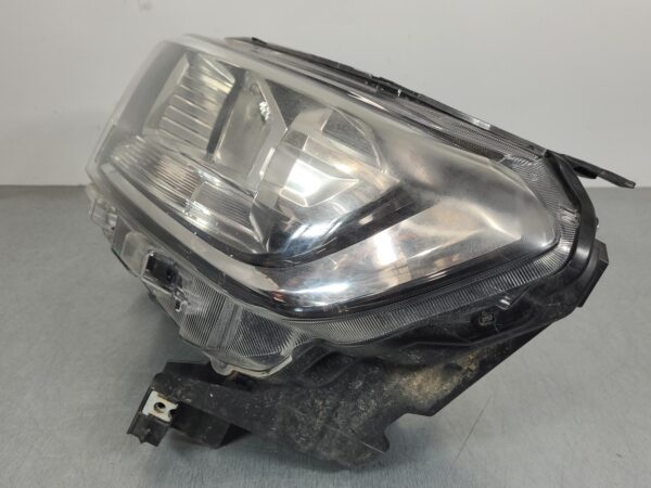 FORD RANGER 2018-2019 LEFT HEADLAMP PX SERIES 3, CHROME, HID TYPE, 06/18-11/19 - Image 2