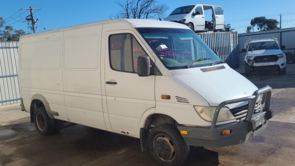 MERCEDES SPRINTER 1998-2006 OIL PAN/SUMP VAN 02/98-10/06 - Image 36