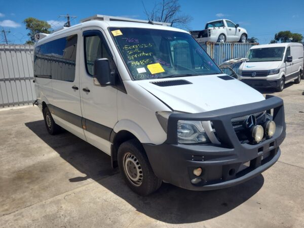 MERCEDES SPRINTER 2013-2018 LEFT HEADLAMP NCV3, 10/13-04/18 - Image 21