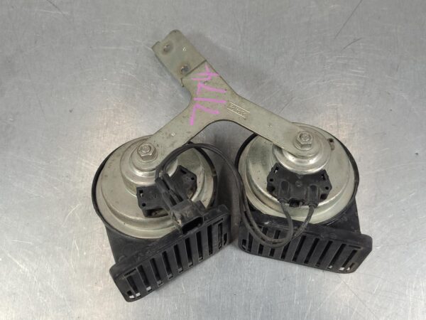 FORD TRANSIT 2014-2026 HORN VO, 02/14- - Image 2