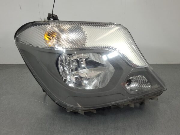 MERCEDES SPRINTER 2013-2018 RIGHT HEADLAMP NCV3, 10/13-04/18