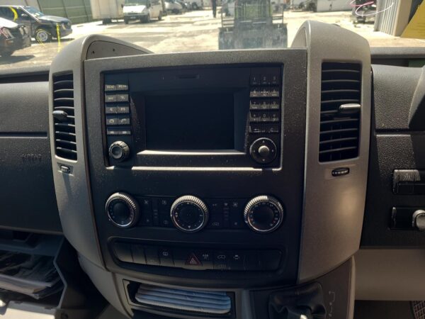 MERCEDES SPRINTER 2006-2018 REAR/TAILGATE GLASS BARN DOOR (LH SIDE), LOW ROOF TY - Image 29