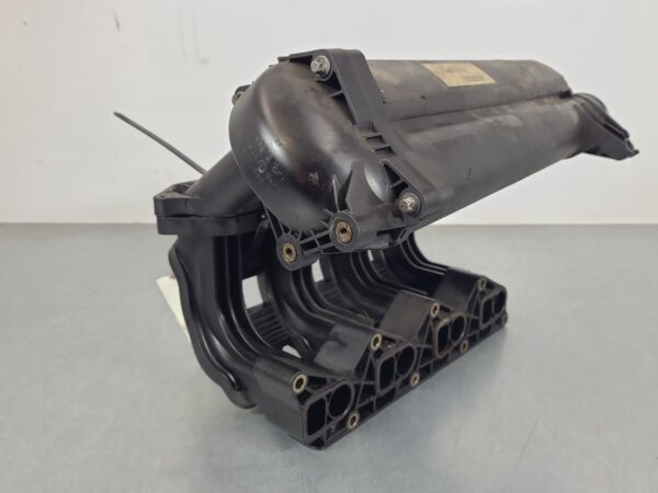 MERCEDES SPRINTER 1998-2006 MANIFOLD VAN 02/98-10/06 - Image 2