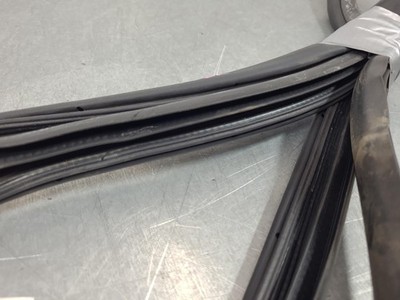 FORD EVEREST BODY SEAL RUBBER UA, 07/15-05/22 15 16 17 18 19 20 21 22 - Image 13