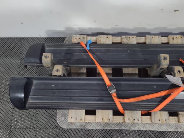 MITSUBISHI TRITON 2015-2023 SIDE STEP/SKIRT MQ-MR, ASSY (LH AND RH), FLAT TYPE ( - Image 2