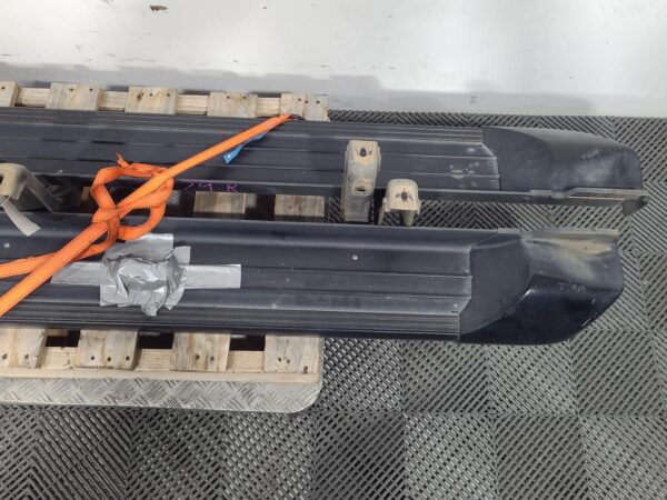 MITSUBISHI TRITON 2015-2023 SIDE STEP/SKIRT MQ-MR, ASSY (LH AND RH), FLAT TYPE ( - Image 3