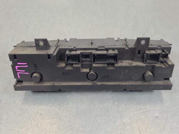 MERCEDES SPRINTER 2006-2018 HEATER/AC CONTROLS NCV3, DUAL TEMP CONTROL TYPE, 10/ - Image 7