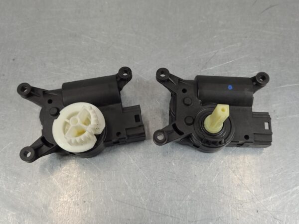 MERCEDES SPRINTER 2006-2018 BLEND DOOR ACTUATOR VAN 10/06-04/18 - Image 13