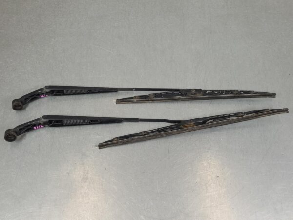 TOYOTA HILUX 2005-2011 WIPER ARM FRONT (PAIR), 03/05-06/11 - Image 4