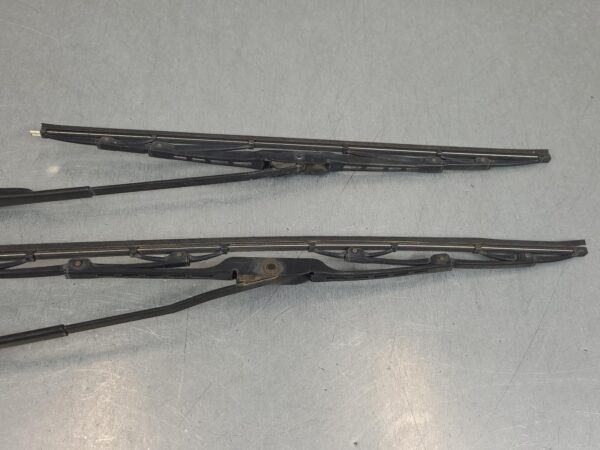 TOYOTA HILUX 2005-2011 WIPER ARM FRONT (PAIR), 03/05-06/11 - Image 3