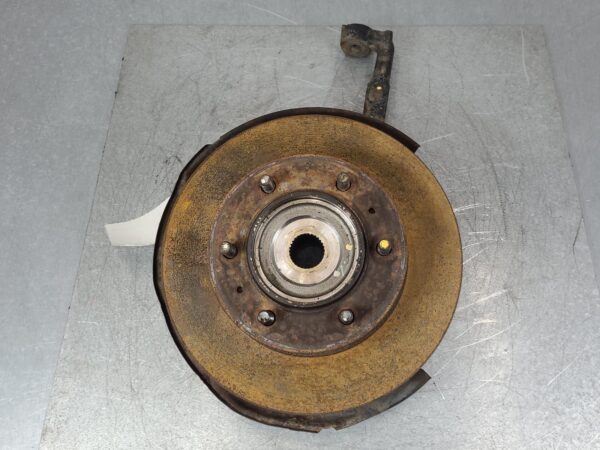 TOYOTA HILUX 2005-2015 LEFT FRONT HUB ASSEMBLY 4WD, NON ABS TYPE, 02/05-08/15