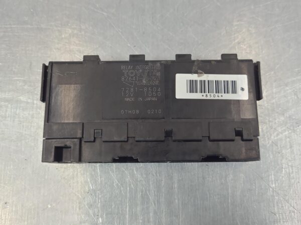 TOYOTA HILUX 2005-2015 FUSE BOX ENGINE BAY, RELAY BOX, DIESEL, 03/05-08/15