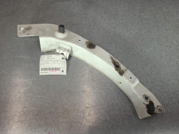 LDV DELIVER 9 2020-2024 RADIATOR SUPPORT RH HEADLIGHT BRACKET (BUMPER TO GUARD),