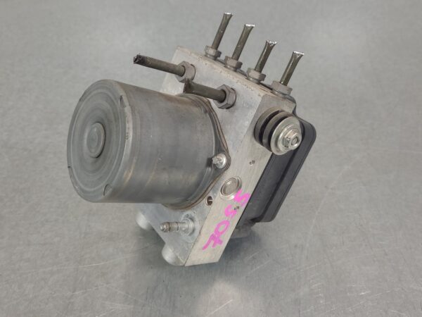 MERCEDES SPRINTER 2006-2018 ABS PUMP/MODULATOR NCV3, P/N A0074313812, 10/06-04/1 - Image 2