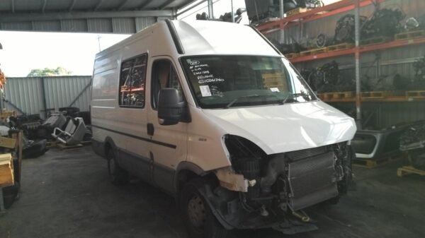 IVECO DAILY 2006-2011 RIGHT TAILLIGHT VAN, 4TH GEN, 06-11 - Image 4