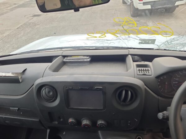 RENAULT MASTER 2011-2026 LEFT FRONT 1/4 DOOR GLASS X62, 09/11- - Image 10