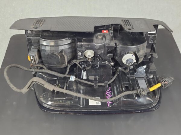 FORD RANGER 2022-2025 LEFT TAILLIGHT RA, IN BODY, W/ HALOGEN REVERSE LIGHT, BLIN - Image 6