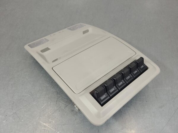 FORD RANGER 2022-2025 COURTESY LIGHT RA, FRONT, W/ SUNGLASS HOLDER, AUX SWITCH T - Image 4