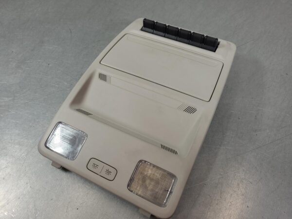 FORD RANGER 2022-2025 COURTESY LIGHT RA, FRONT, W/ SUNGLASS HOLDER, AUX SWITCH T