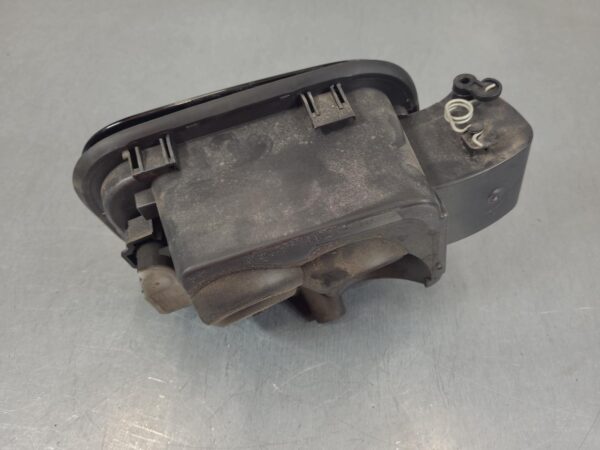 FORD RANGER 2022-2025 FUEL DOOR / FILLER RA, FUEL FLAP, DIESEL, UTE, 05/22- - Image 3