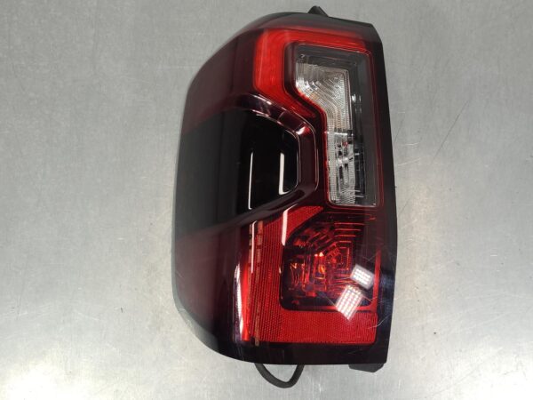 FORD RANGER 2022-2025 LEFT TAILLIGHT RA, IN BODY, W/ HALOGEN REVERSE LIGHT, BLIN