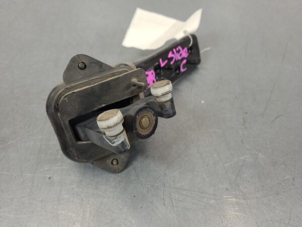 RENAULT MASTER 2011-2024 DOOR HINGE/RUNNER MIDDLE, LH SLIDING DOOR, X62, 09/11- - Image 2