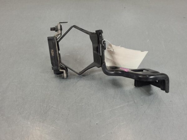 NISSAN NAVARA 2015-2025 CAMERA FRONT RADAR SENSOR (GRILLE MOUNTED), NP300, 05/15 - Image 4