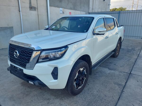 NISSAN NAVARA 2020-2025 RIGHT INDICATOR/FOG/SIDE NP300, BUMPER FOGLAMP SURROUND, - Image 7