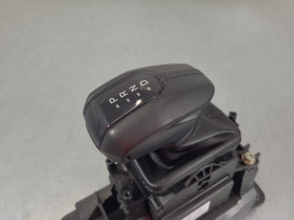 FORD RANGER 2022-2025 GEAR STICK/SHIFTER RA, GEAR SHIFTER, AUTO T/M, DIESEL, 3.0 - Image 3