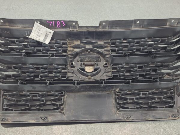 NISSAN NAVARA 2020-2025 RADIATOR GRILLE NP300, RADIATOR GRILLE, W/ CHROME MOULDI - Image 7