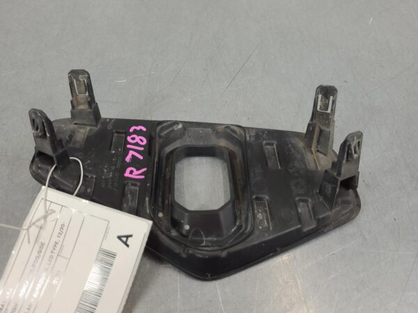 NISSAN NAVARA 2020-2025 RIGHT INDICATOR/FOG/SIDE NP300, BUMPER FOGLAMP SURROUND, - Image 4