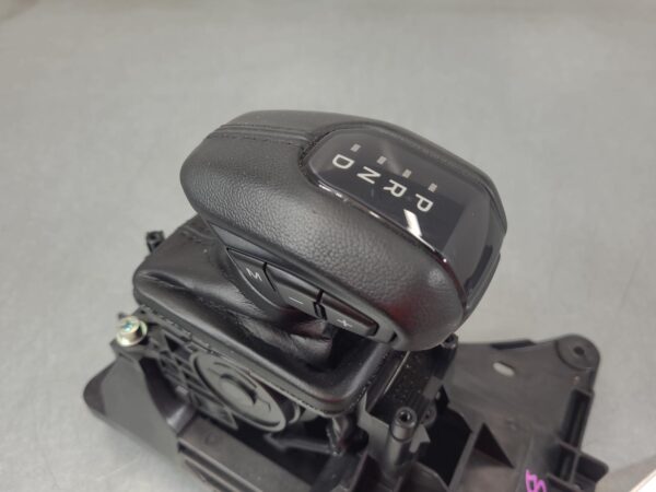 FORD RANGER 2022-2025 GEAR STICK/SHIFTER RA, GEAR SHIFTER, AUTO T/M, DIESEL, 3.0 - Image 4